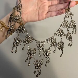 listing-status-banner